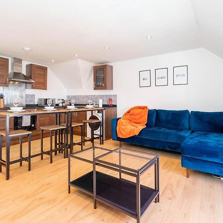 2 Bedroom Loft And Spacious Apt- One Choice Stays- Jq Birmingham Exteriör bild