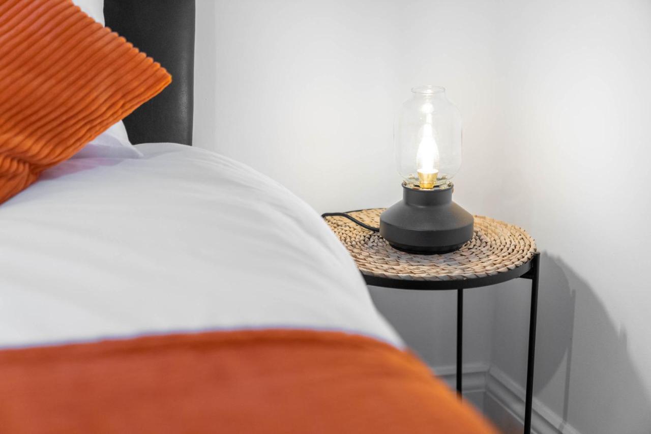 2 Bedroom Loft And Spacious Apt- One Choice Stays- Jq Birmingham Exteriör bild