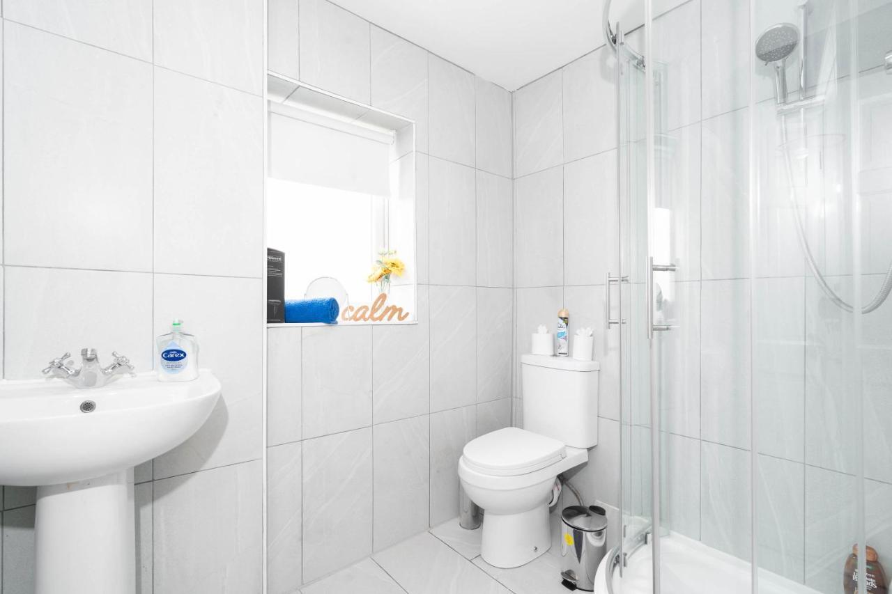 2 Bedroom Loft And Spacious Apt- One Choice Stays- Jq Birmingham Exteriör bild