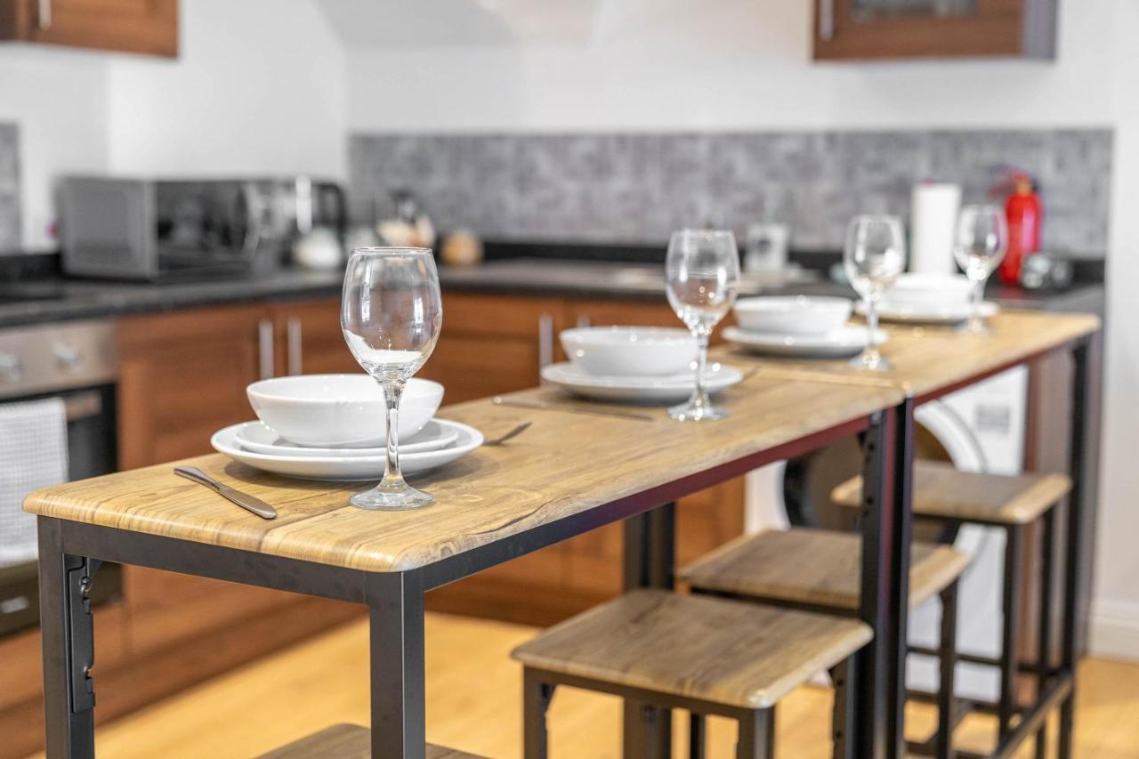 2 Bedroom Loft And Spacious Apt- One Choice Stays- Jq Birmingham Exteriör bild