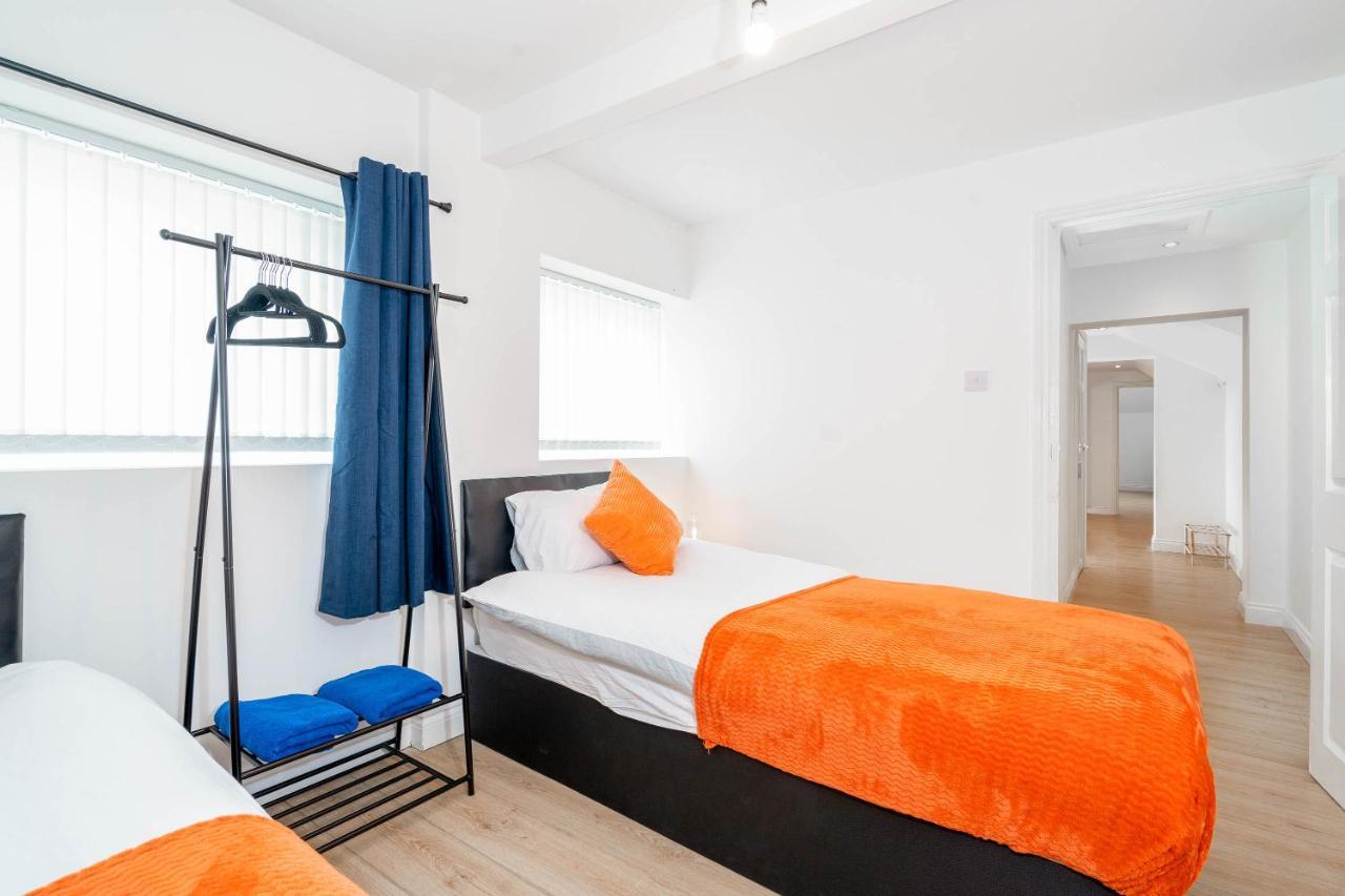 2 Bedroom Loft And Spacious Apt- One Choice Stays- Jq Birmingham Exteriör bild